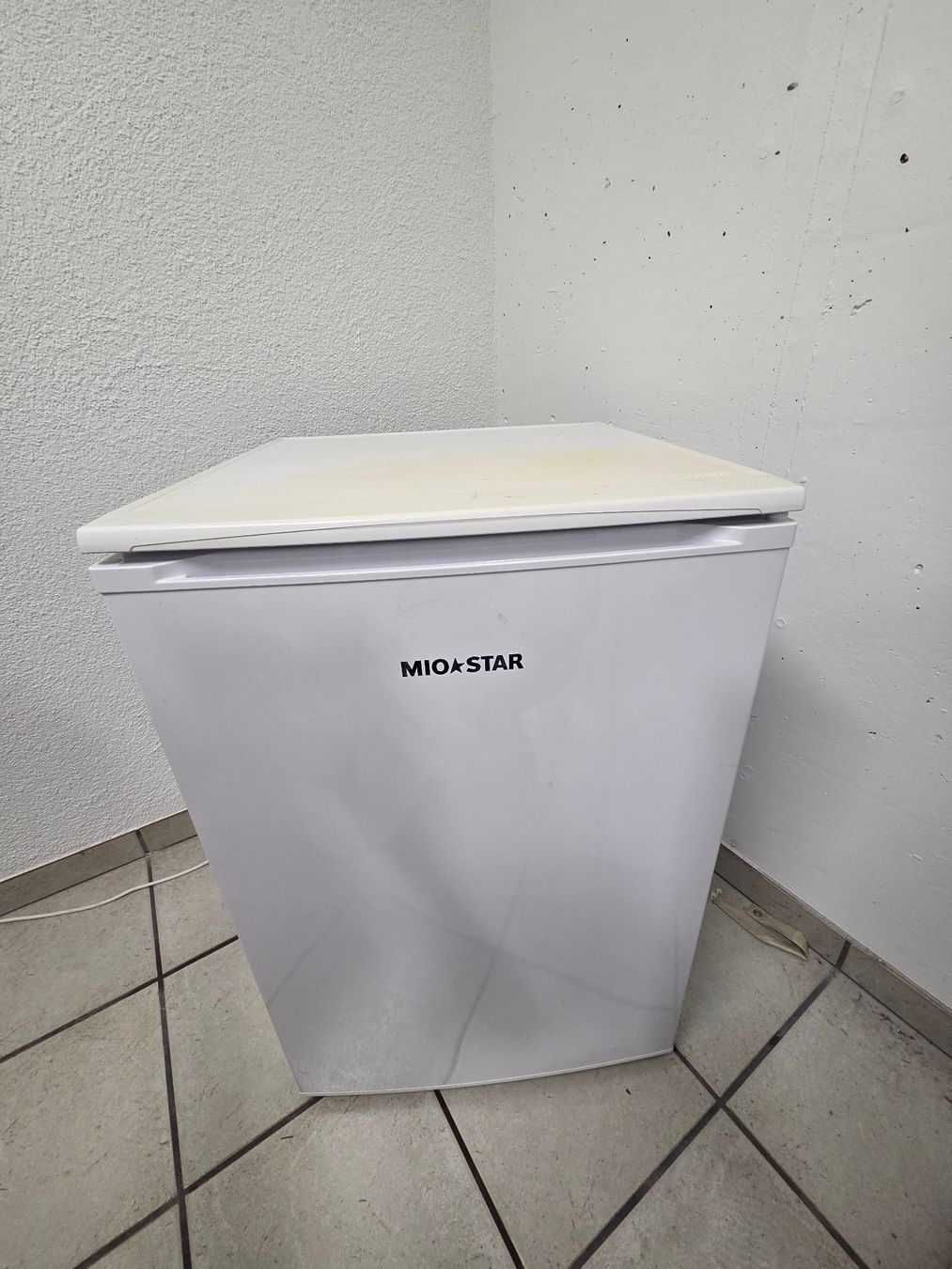 Mio Star Gefrierschrank: Mio Star Tiefkühler – Gebraucht aus Weinfelden von Shana89