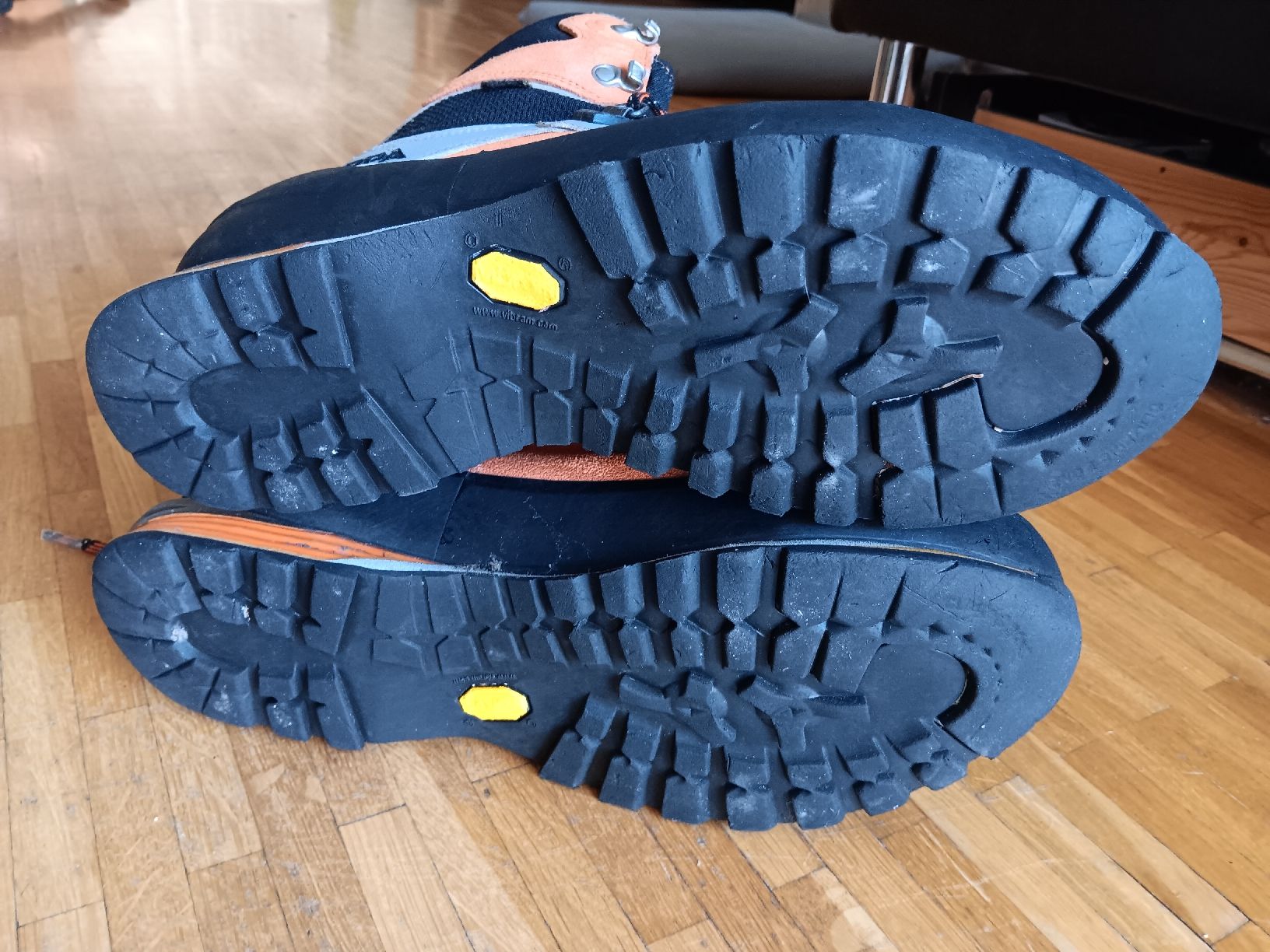 Scarpa Herrenschuhe: Scarpe Triolex pro gtx 45.5  – Gebraucht aus Versoix von lpid69 5