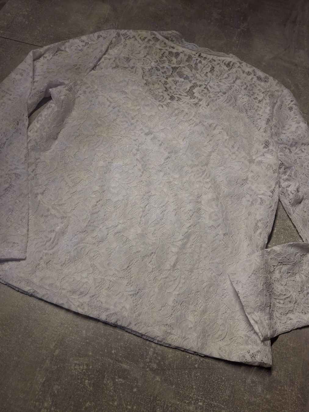Maglioni & Felpe: Pull col en V dentelle transparence taille L marque Chicorée – Usato da Villiers venduto da san_jn5w 4