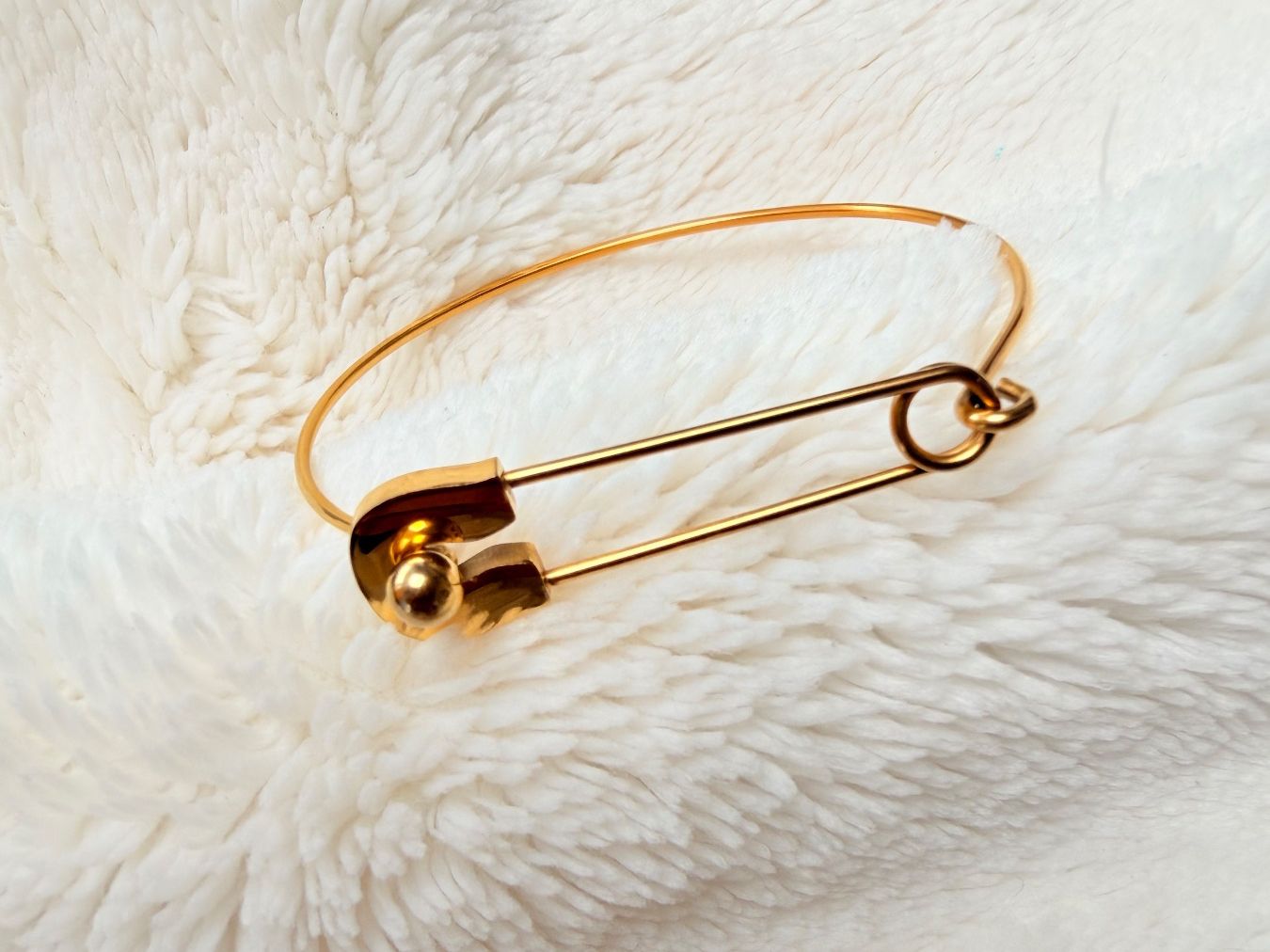 Bracciali & Braccialetti: Armband – Usato da Würenlos venduto da Abracadabra26