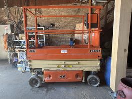 Bühne Hebebühne Arbeitsbühne JLG Lift