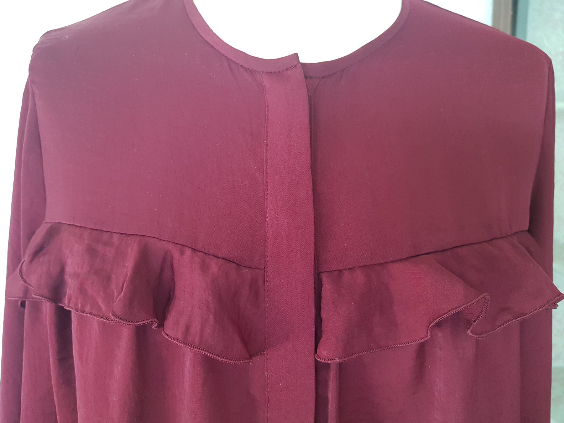 Mango Camicette: NEUWERTIGE BLUSE VON MANGO – Usato da Root venduto da LifestyleAccessoires 3
