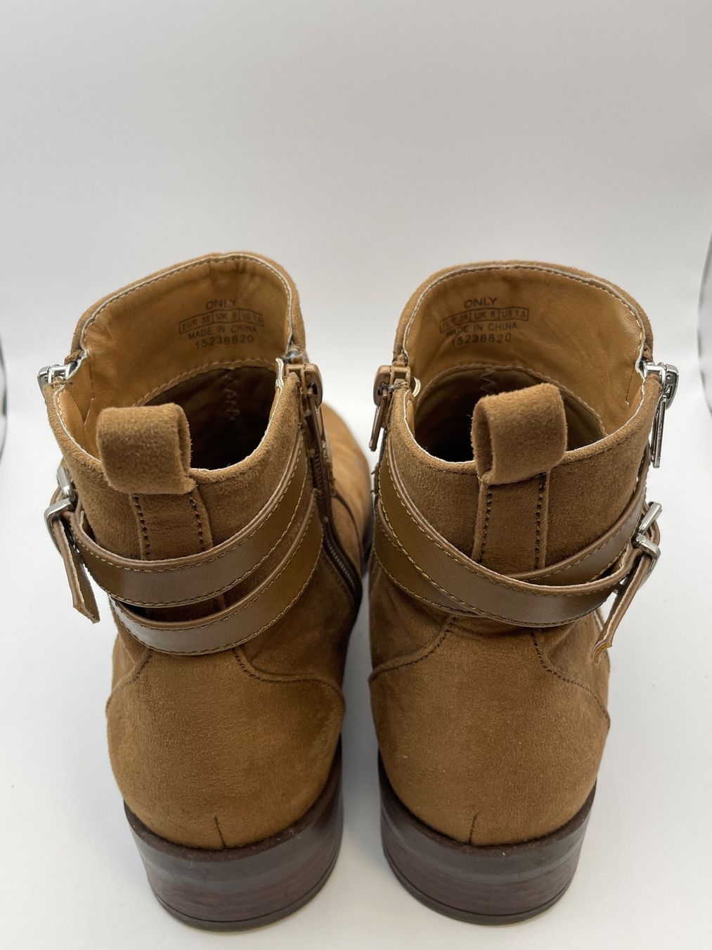 Only Scarpe da donna: Stiefeletten Gr. 38 von Only – Nuovo (secondo la descrizione) da Auenstein venduto da moin. 2