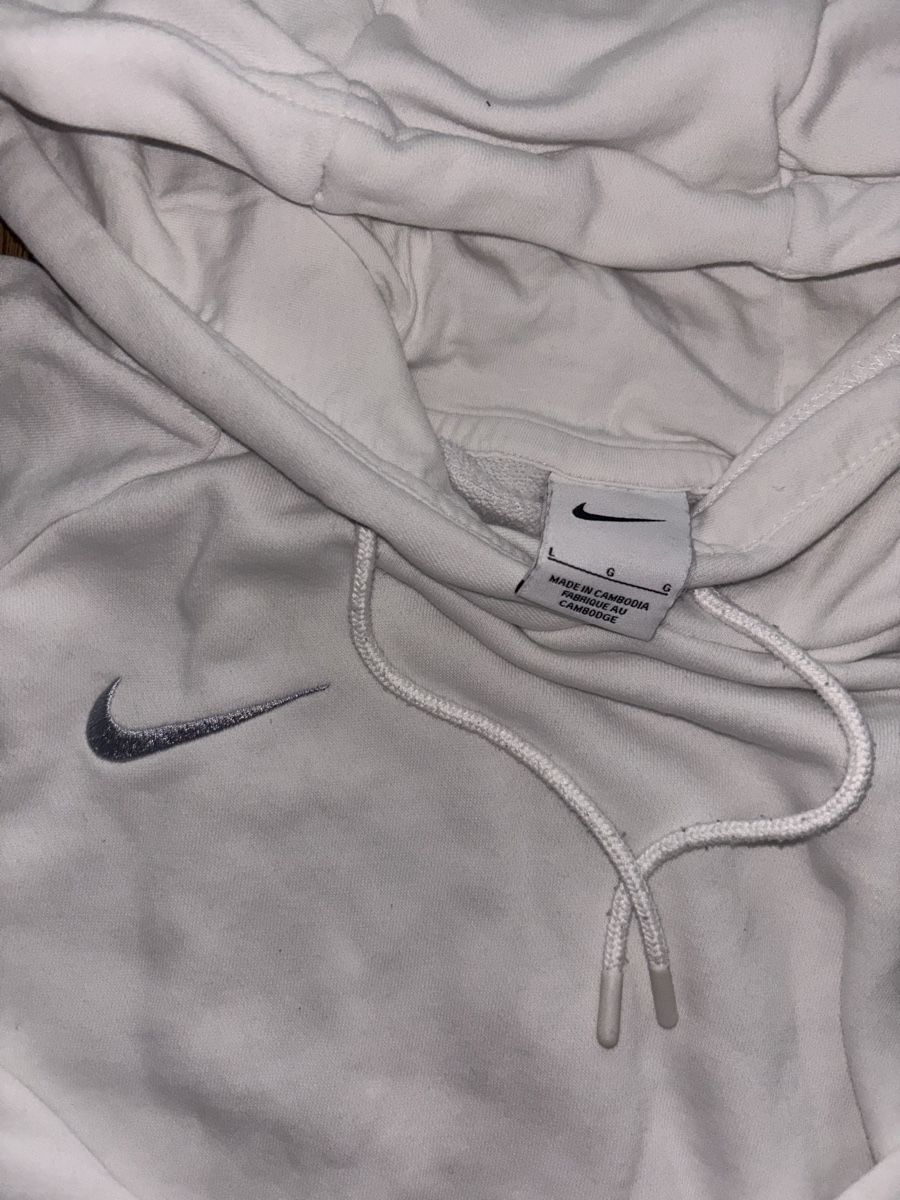 Nike Maglioni & Felpe: Nike Hoodie weiss – Usato da Ostermundigen venduto da emily.to 1