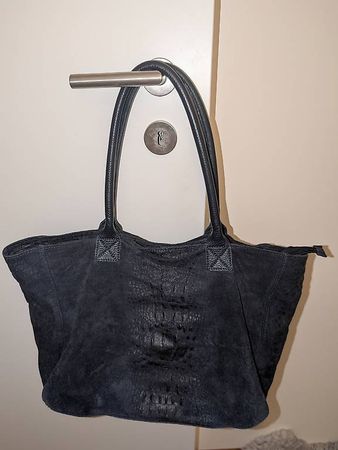Grosse Lederhandtasche in blau