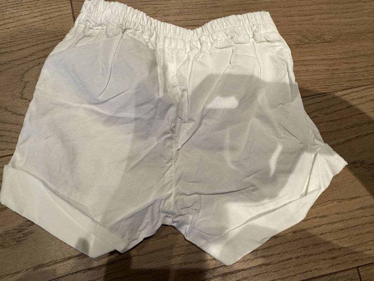 Benetton Pantaloni: Weisse Shorts, Benetton, 74 – Usato da Küsnacht ZH venduto da ToddyGinger 4