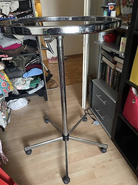 Autres décorations & accessoires: Rundständer – D'occasion à Niederhasli par sev_d7hq