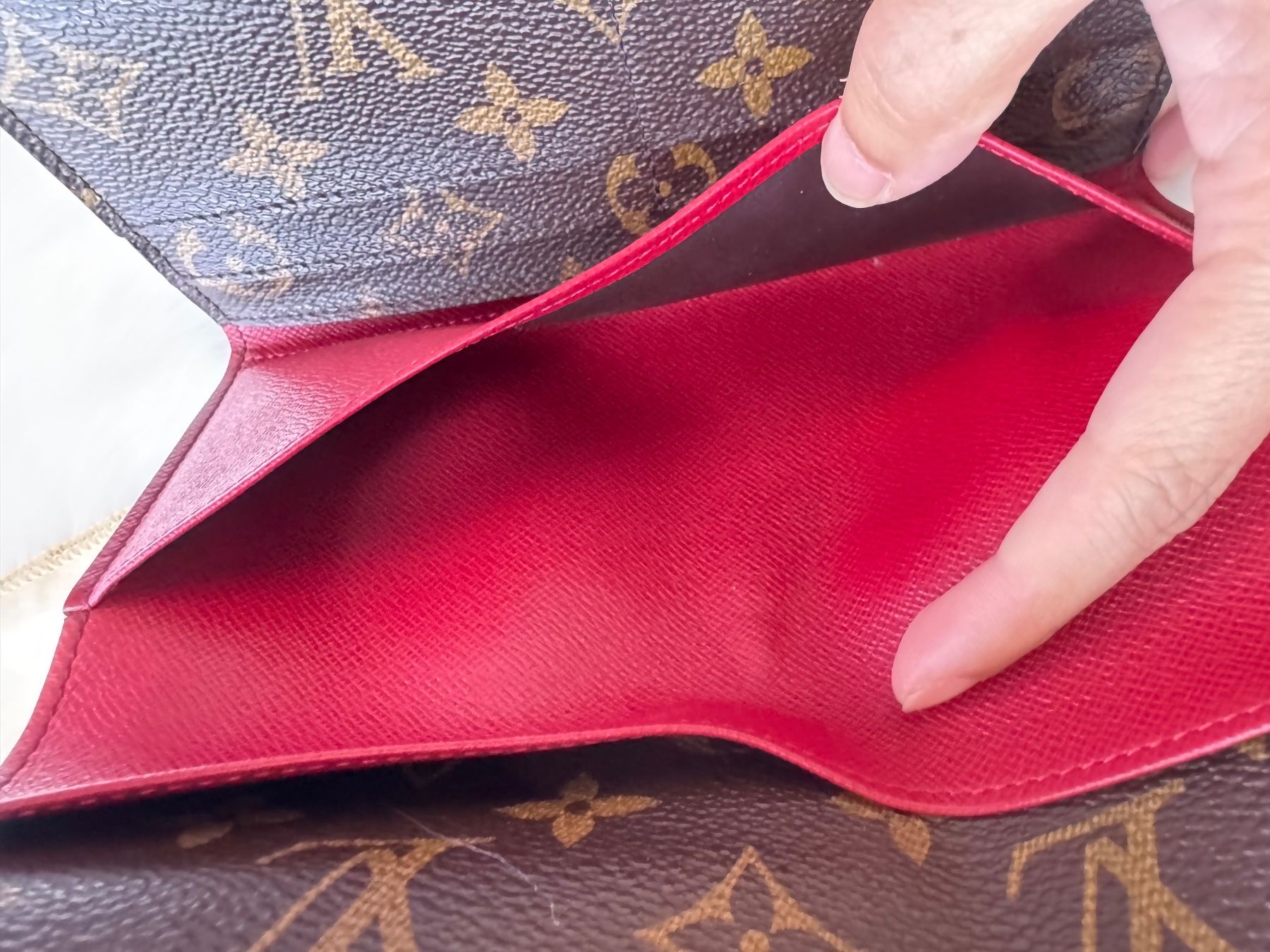 Louis Vuitton Portemonnaies: Original Louis Vuitton  Portemonnaie – D'occasion à Grossdietwil par RSW032 7