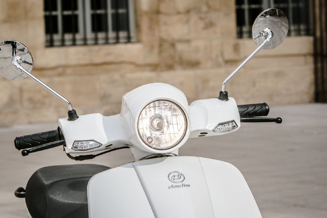 Daelim Scooter: 125er Vorführroller Besbi Automat – Usato da Seewen SO venduto da Swiss-moto-bike 5
