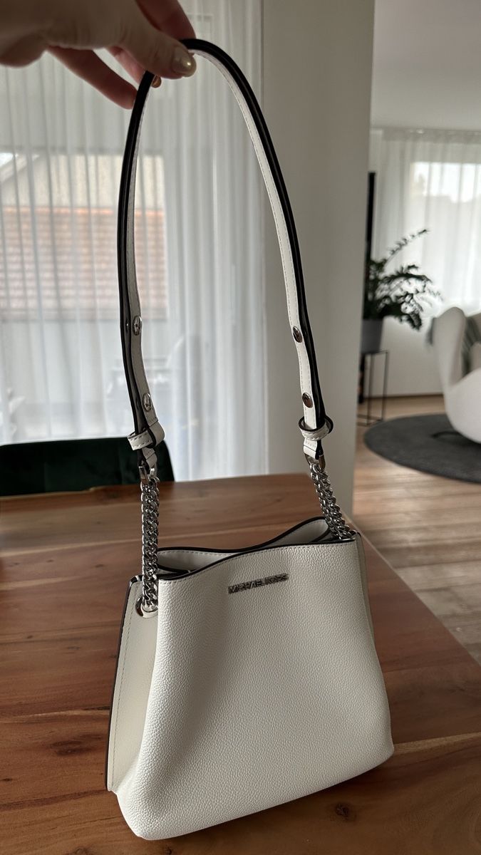 Michael Kors Sacs femmes: Michael Kors Tasche – D'occasion à Maienfeld par VinB 2