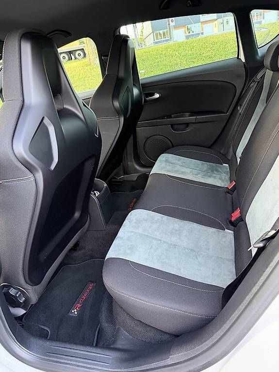 Autos: Seat Leon Cupra R  – Gebraucht aus Payerne von gen_c68w 3