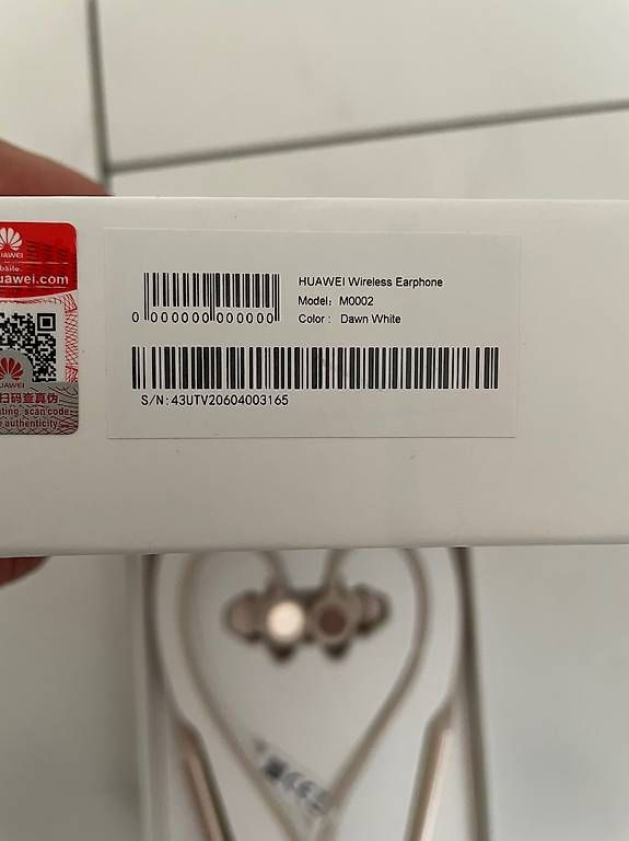 Cuffie: Huawei Wireless Earphone  – Usato da Schliern b. Köniz venduto da rec_v6b5 1