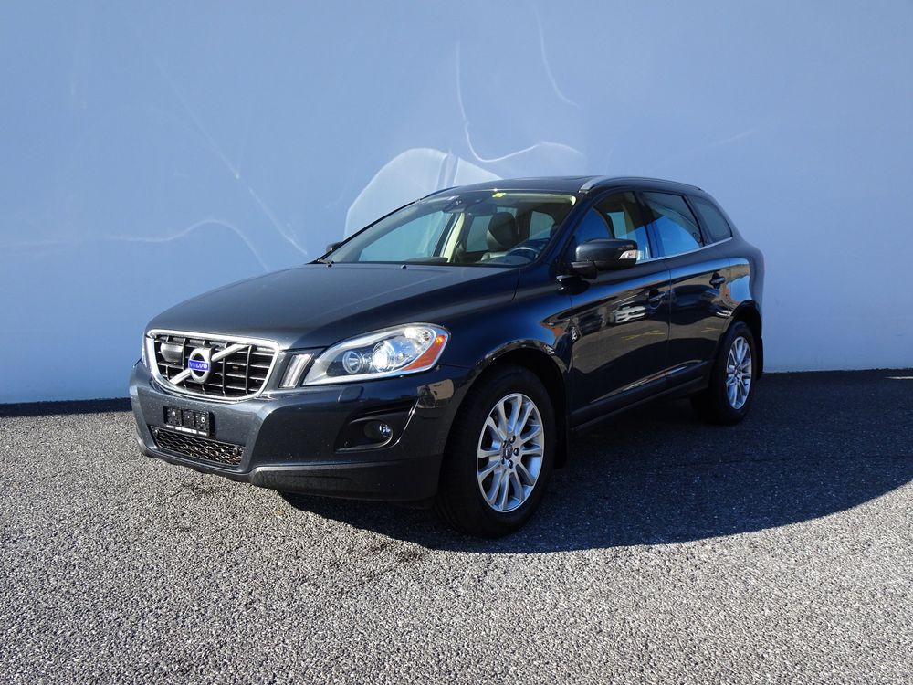 Wunderschone Volvo Xc60 Gebraucht Diesel Automatik Fotosnull
