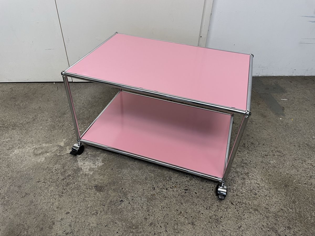 USM Tavoli: Usm Haller Couchtisch true Pink – Usato da Basel venduto da M.Secondhand 2