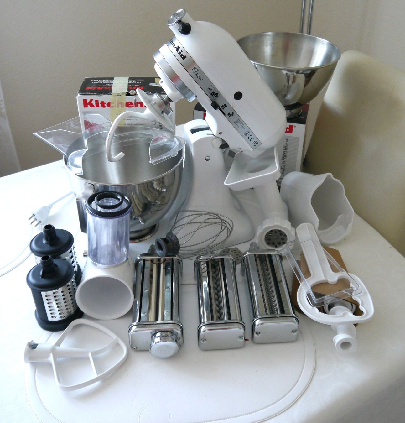 Kitchenaid Küchengeräte: KitchenAid Classic – Gebraucht aus Porrentruy von Danreisende