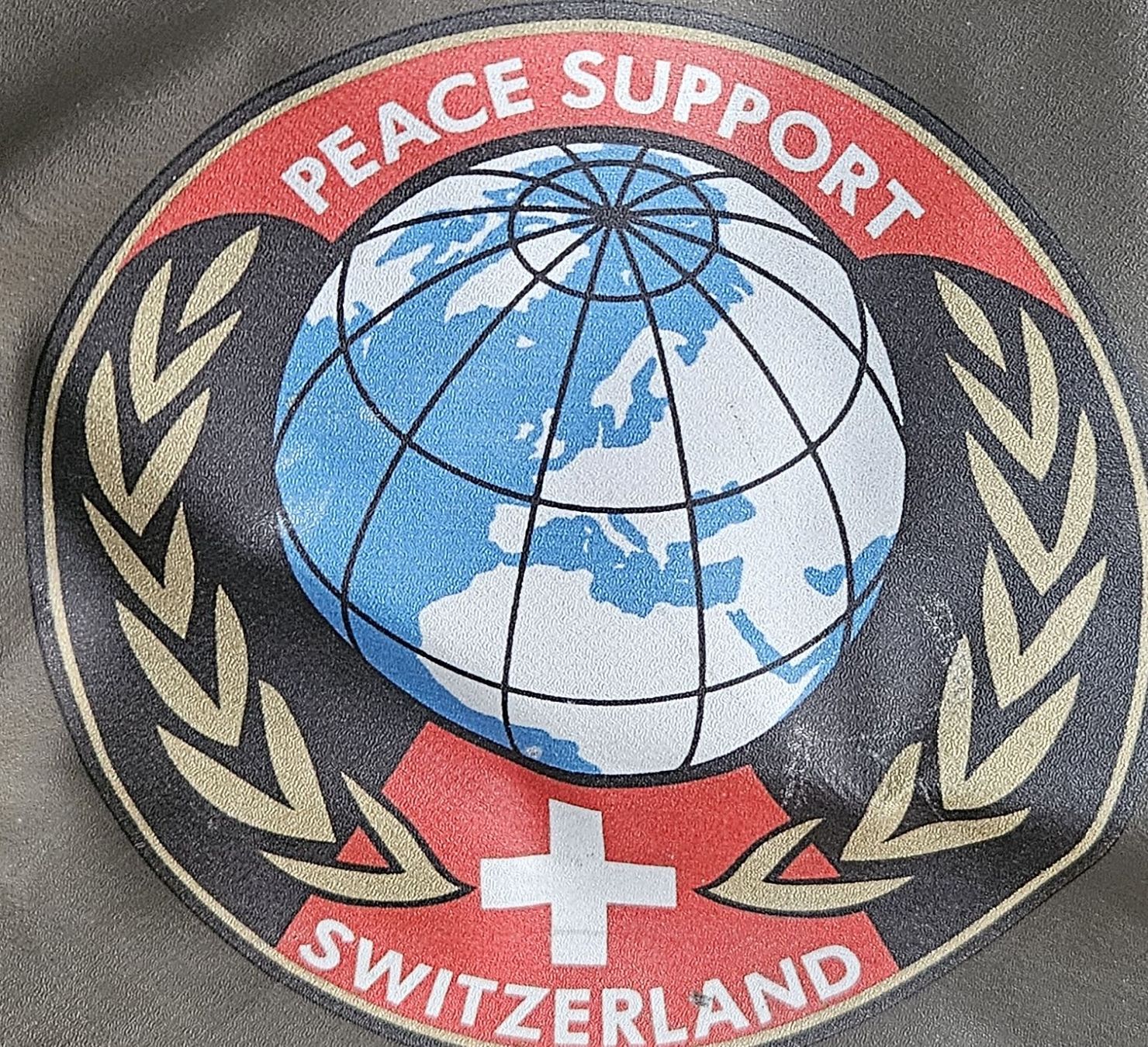 Schweizer Armee Taschen: Schweizer Armee Peace Support Tasche neuwertig – Gebraucht aus Root von boka92 1