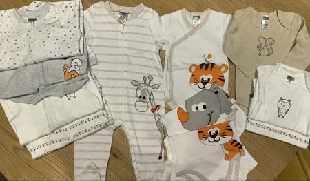Kleider Baby 74