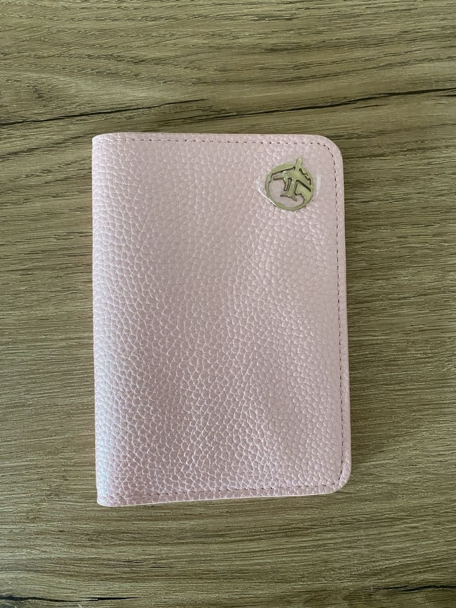 Portamonete: Reisepasshülle / Passport cover / Etui – Nuovo (secondo la descrizione) da Olten venduto da ale_nb2x