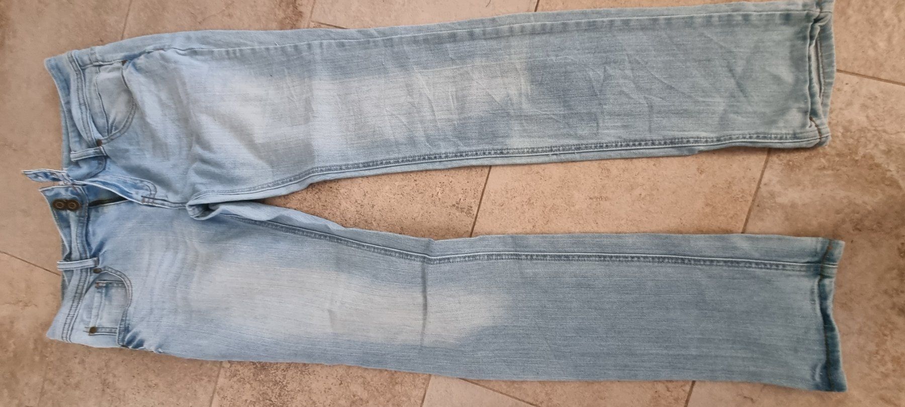 Jeans: 4xJeans gr.42 – Nuovo (secondo la descrizione) da Grossdietwil venduto da GNOM313 5