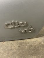 Renault Clio V6, Bas de caisse droit 