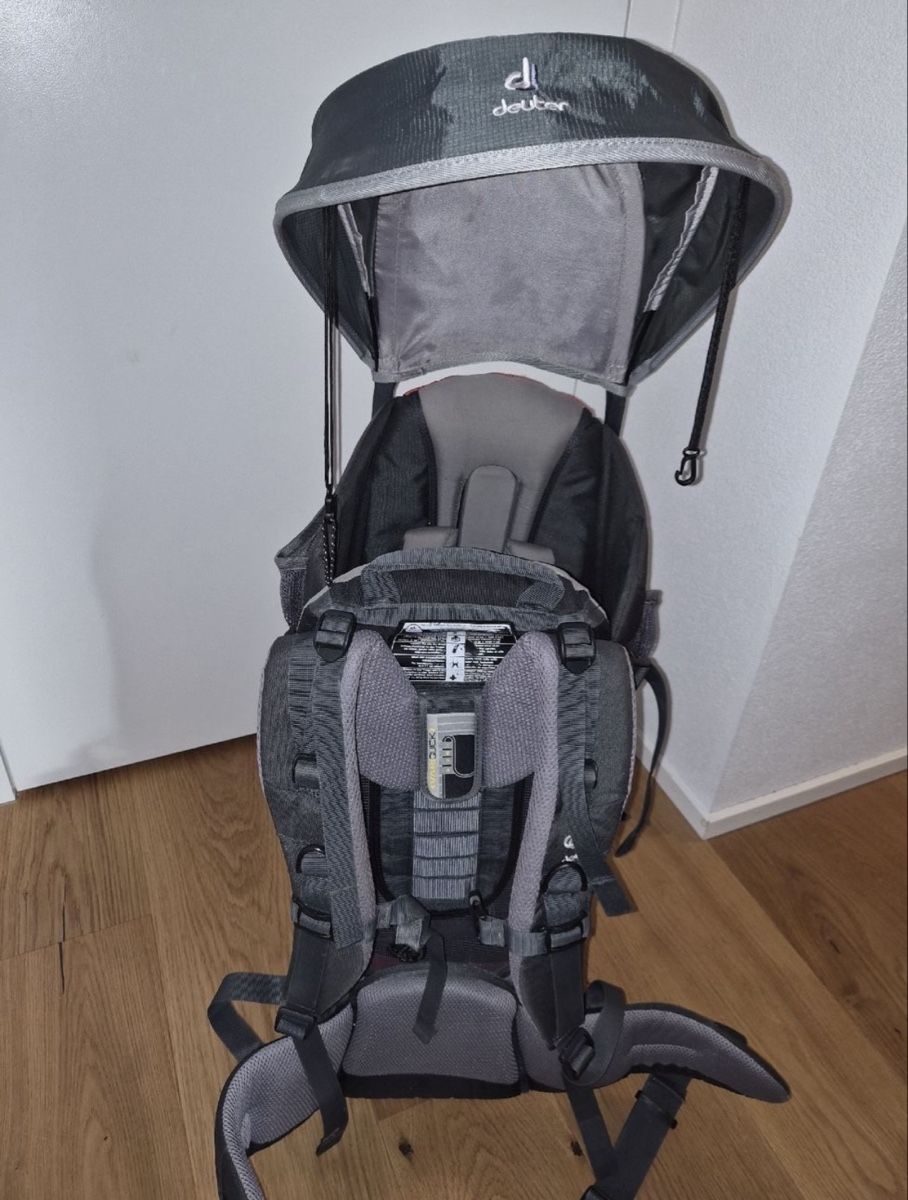 Deuter Bauch- & Rückentragen: Deuter Kindertrage - Wanderrucksack – Gebraucht aus Oftringen von Studi_Kobra 1