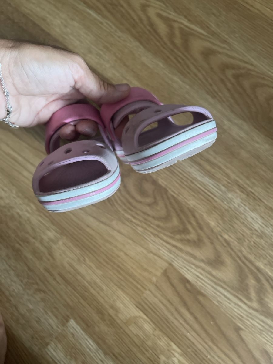 Crocs Chaussures filles: rosa Crocs Grösse C9 -> 25-26 – D'occasion à Suhr par RIE83 3