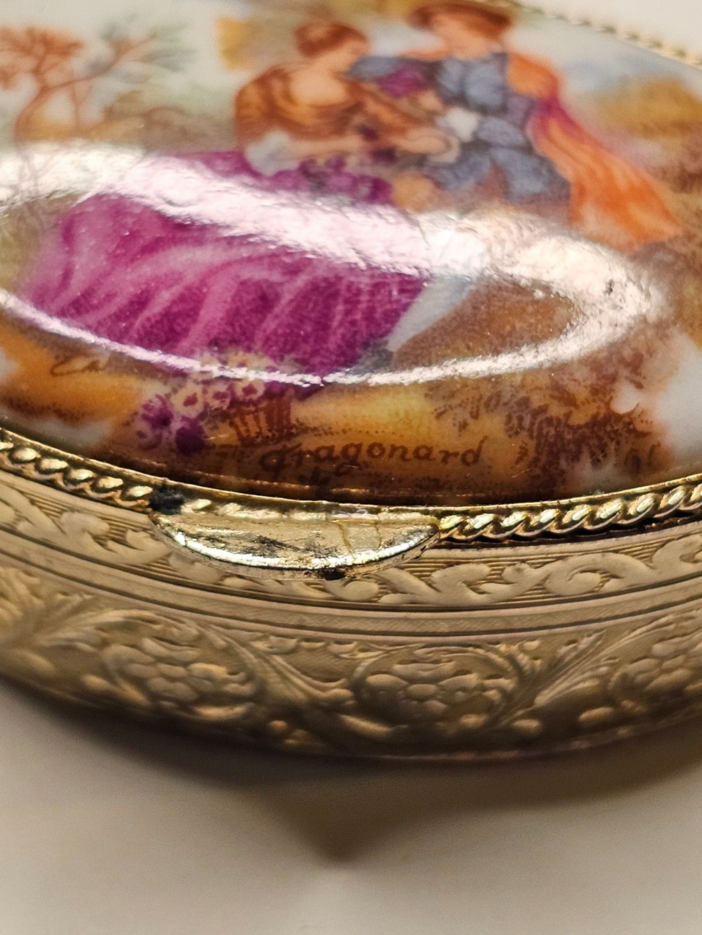 Alle Dekorationen: Fragonard Schmuckdose, Antik – Gebraucht aus Zürich von MaisonBelleCachet 4