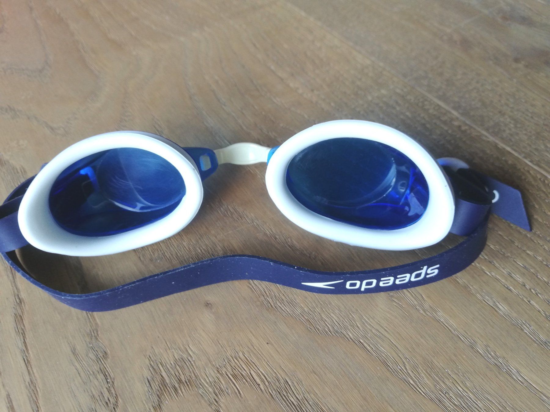 Speedo Occhiali & Lenti: Schwimmbrille von Speedo – Usato da Adelboden venduto da TheOppositeSuperGreg 1