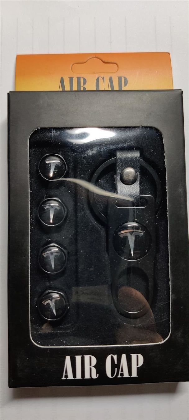 Tesla Tutti pezzi di ricambio auto: Ventilkappen Schwarz mit Tesla Logo – Nuovo e nell'imballaggio originale da Wohlen AG venduto da Rianxo 6
