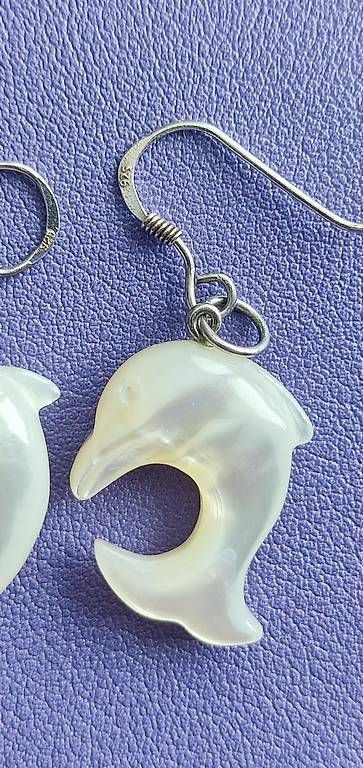 Orecchini pendenti & Orecchini a lobo: Ohrringe mit Delfin aus Perlmutt  925 Silber. – Nuovo e nell'imballaggio originale da Ebnat-Kappel venduto da Zearara 3