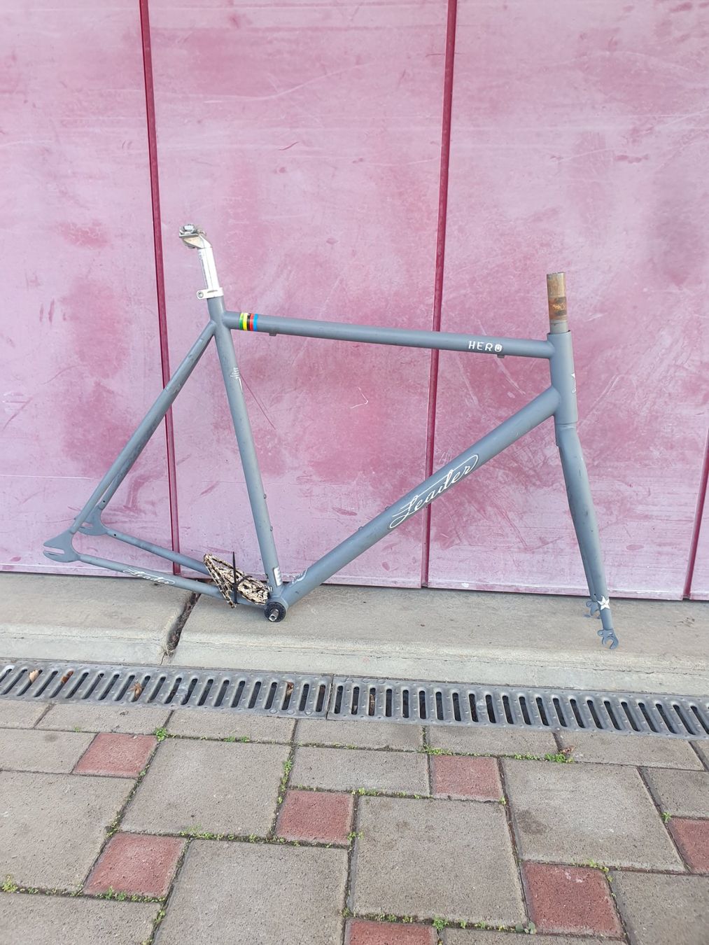 Biciclette: Leader Hero Singlespeed Fixie Rahmen 28" – Usato da Herznach venduto da VwGolfer