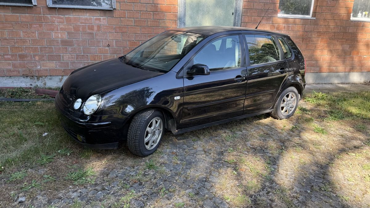 VW Autos: VW polo 9n  – D'occasion à Kernenried par Floerus_Waerchstat