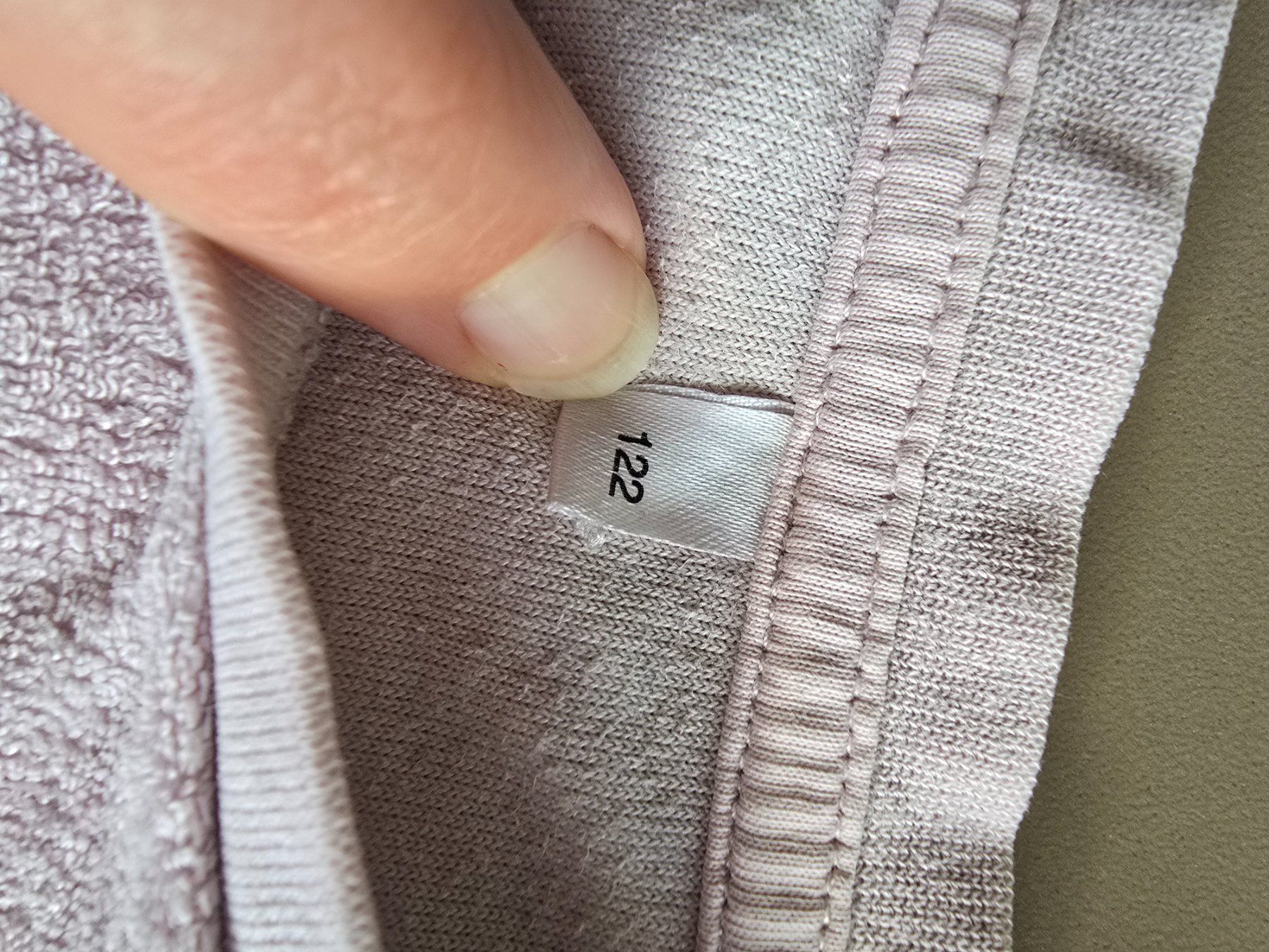 Pyjamas & Ähnliches: Pyjama Einhorn Gr. 122 – Gebraucht aus Büttikon AG von Amineah 1
