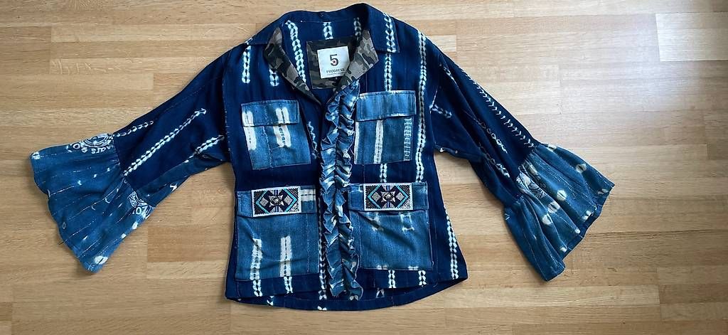 Jacken: Tolle 5Progress Designerjacke - Grösse S – Gebraucht aus Schliern b. Köniz von tezi