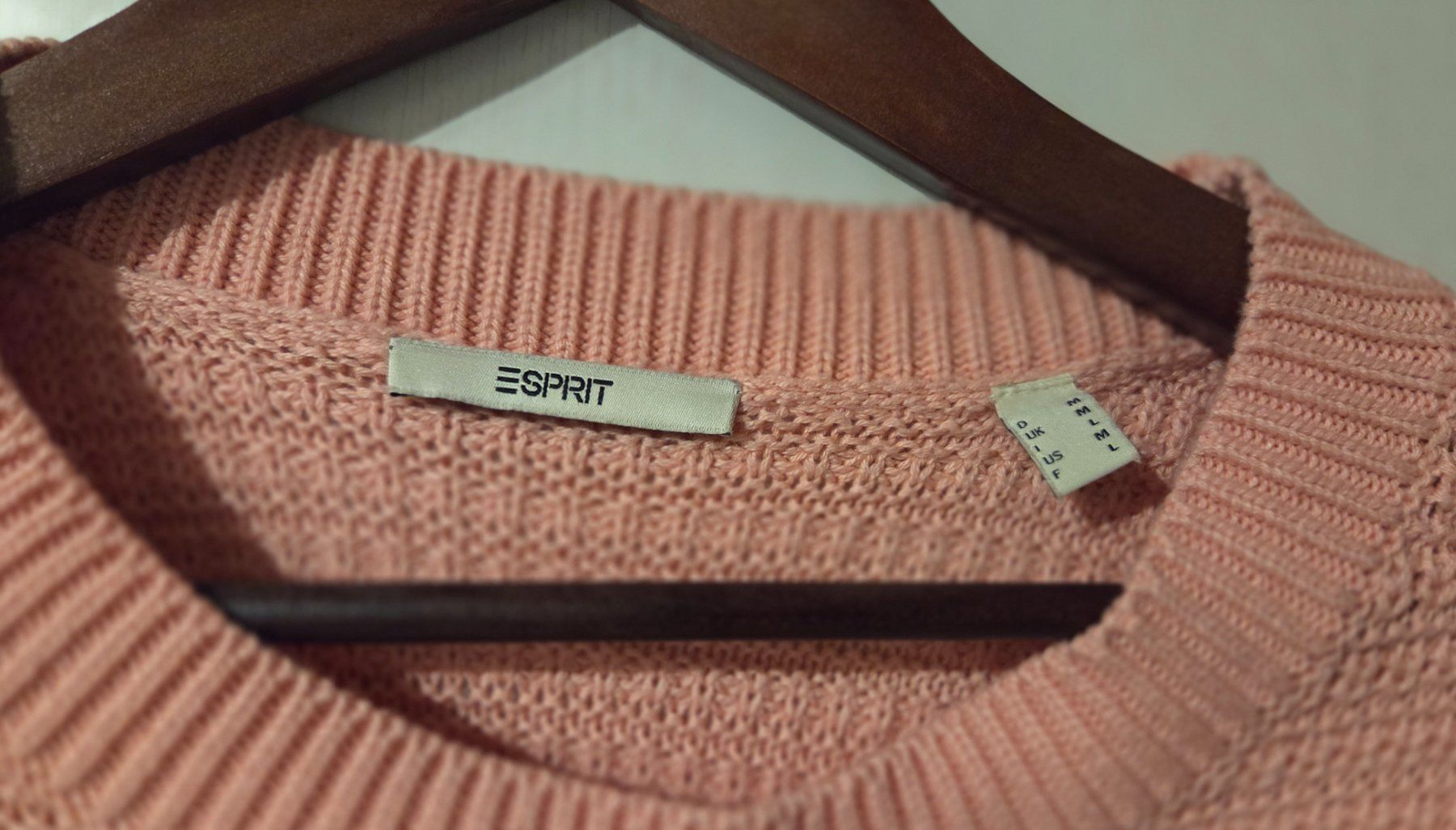Esprit Pullover & Sweatshirts: Strickpulli von Esprit (Grösse M) - WIE NEU – Gebraucht aus Zürich von wile_coyote 2