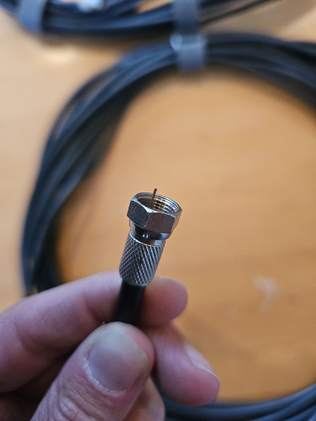 Cavi: 2x Antennenkabel TV Kabel Fernseher – Usato da Mels venduto da WendySchumacher 1