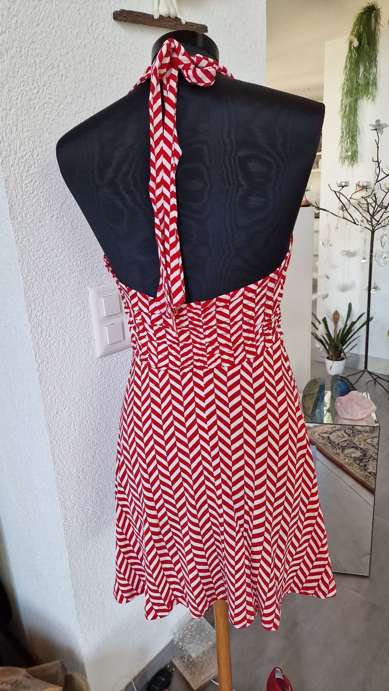 Robes: Süsses Neckholder-Kleid – D'occasion à Wil  AG par Kfloh 2