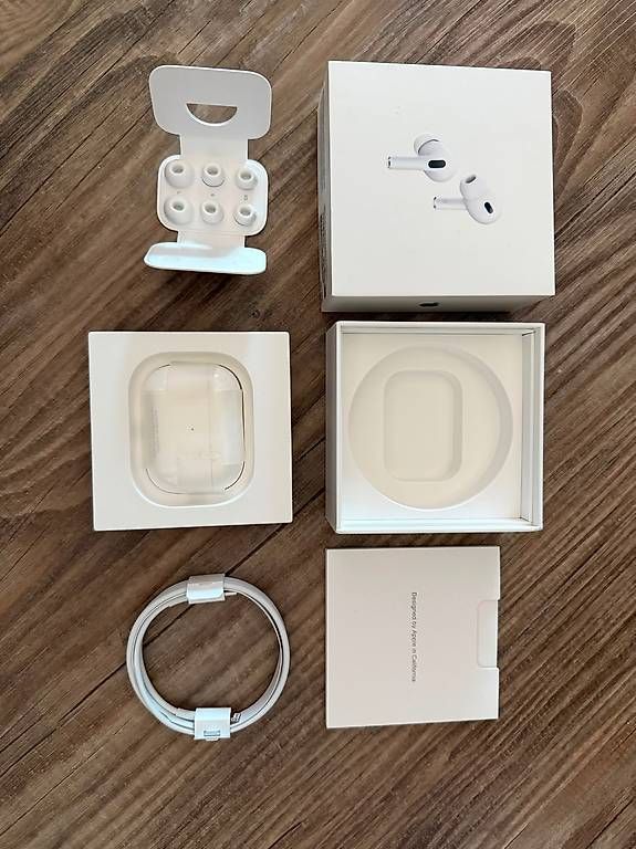 Cuffie: Apple AirPods Pro 2 (Lightning) – Usato da Dintikon venduto da ste_msl7 1