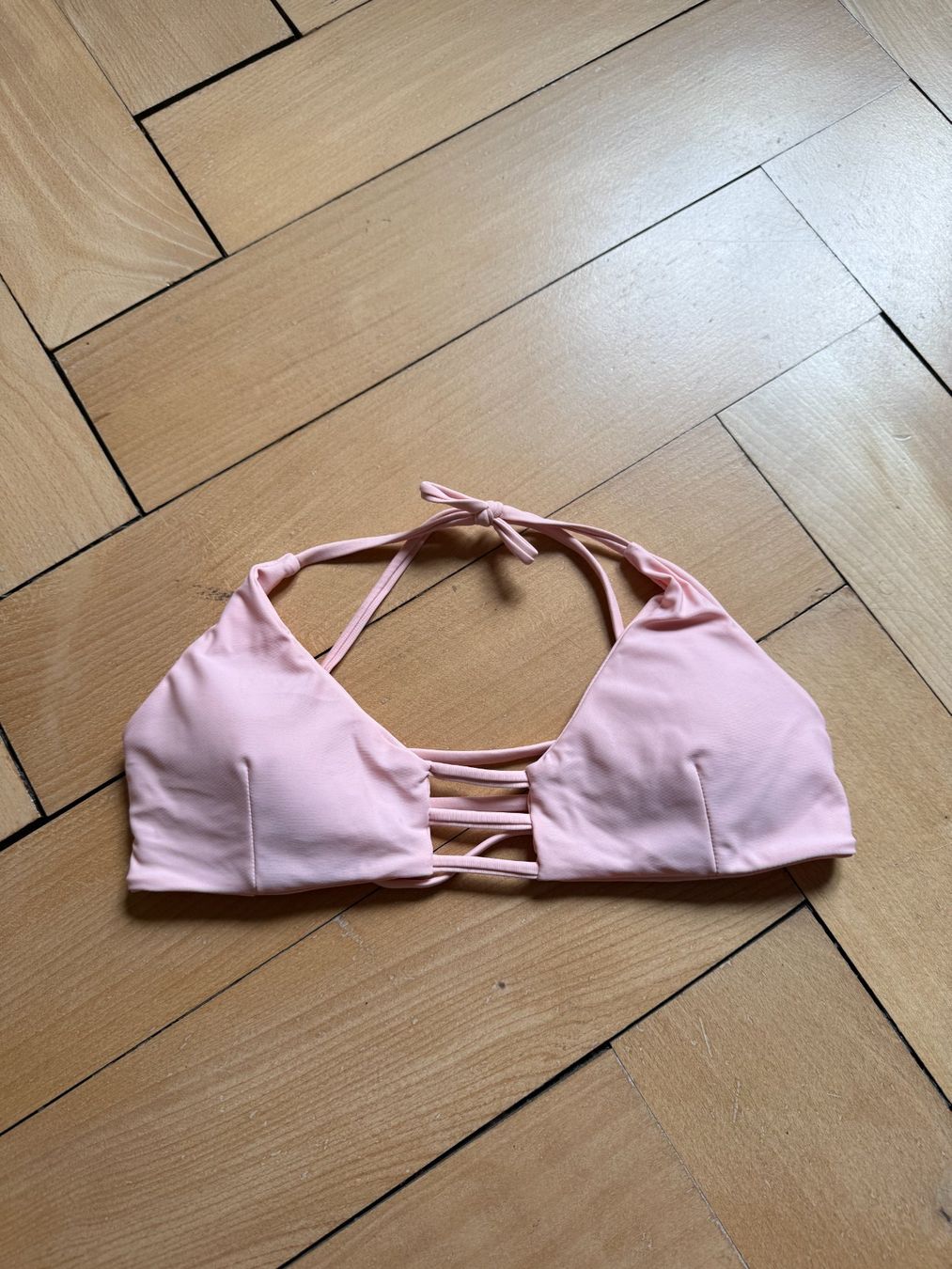 Badekleider & Bikinis: Bikini Oberteil rosa S – Gebraucht aus Zürich von Diazaio