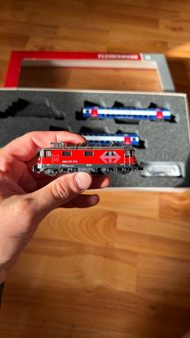 Fleischmann Modelleisenbahnen: Fleischmann SBB ZVV Lion – Gebraucht aus Préverenges von chrisch111 2