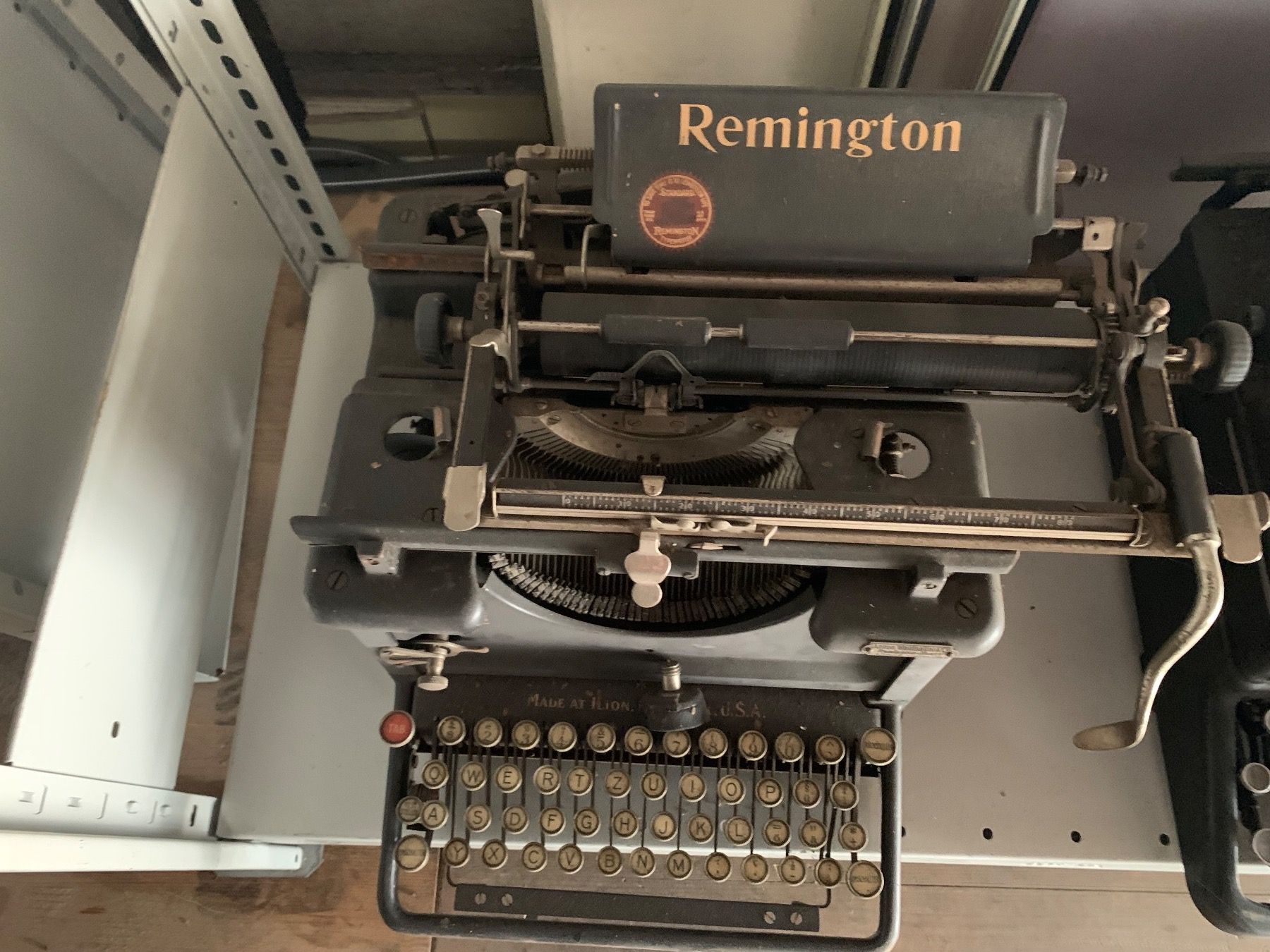 Macchine da scrivere: 2 ALTE SCHREIBMASCHINEN – Usato da Buttikon venduto da Sru54 1