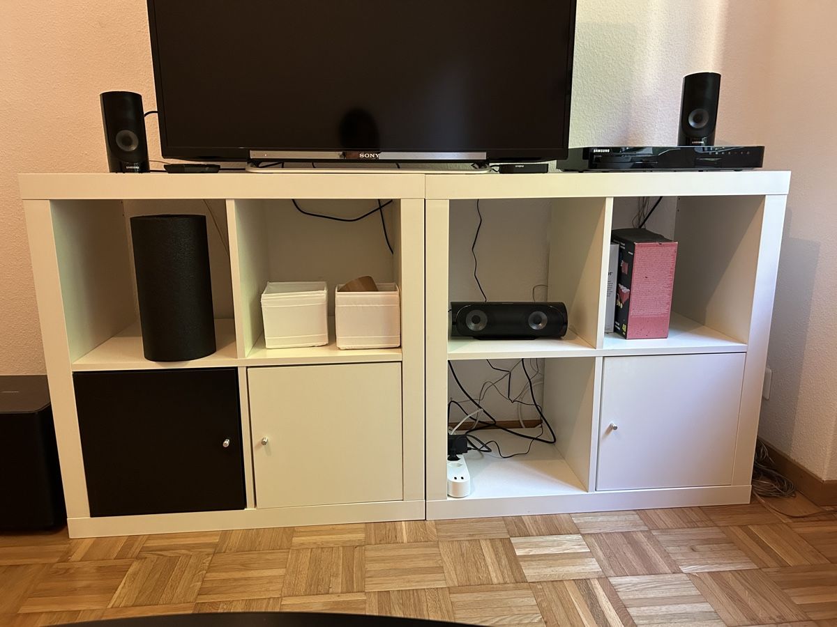 Regale: Ikea Kallax Regal – Gebraucht aus Zürich von wan_2r7v 1