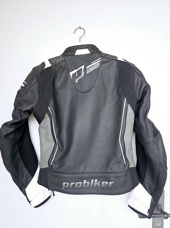 Jacken: Motorradjacke Leder Damen Probiker – Gebraucht aus Schwaderloch von fes_n2z8 1