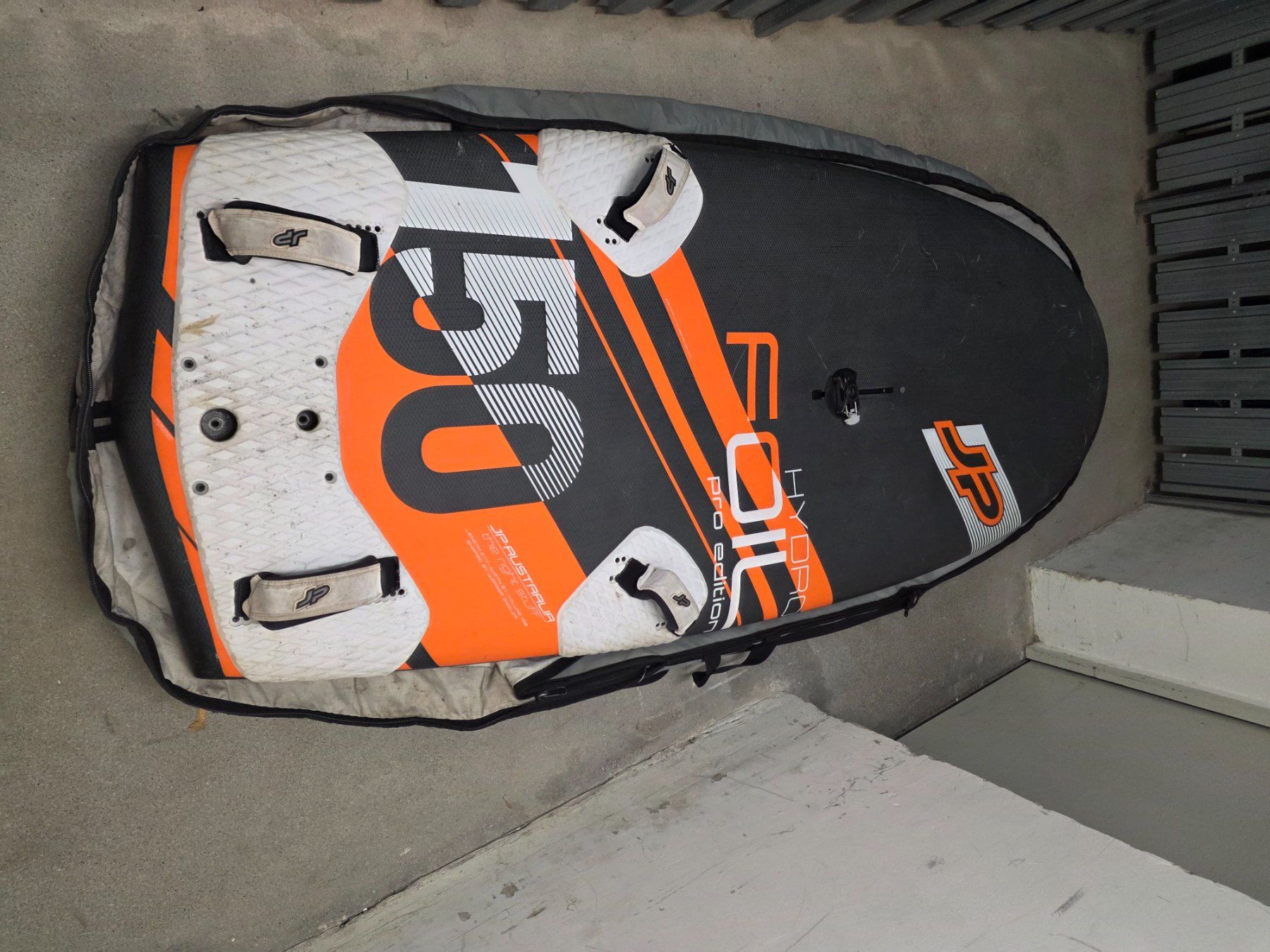 Planches de surf: JP Hydro Foil 150 Pro Edition - windfoil – D'occasion à Unterterzen par Twandy4