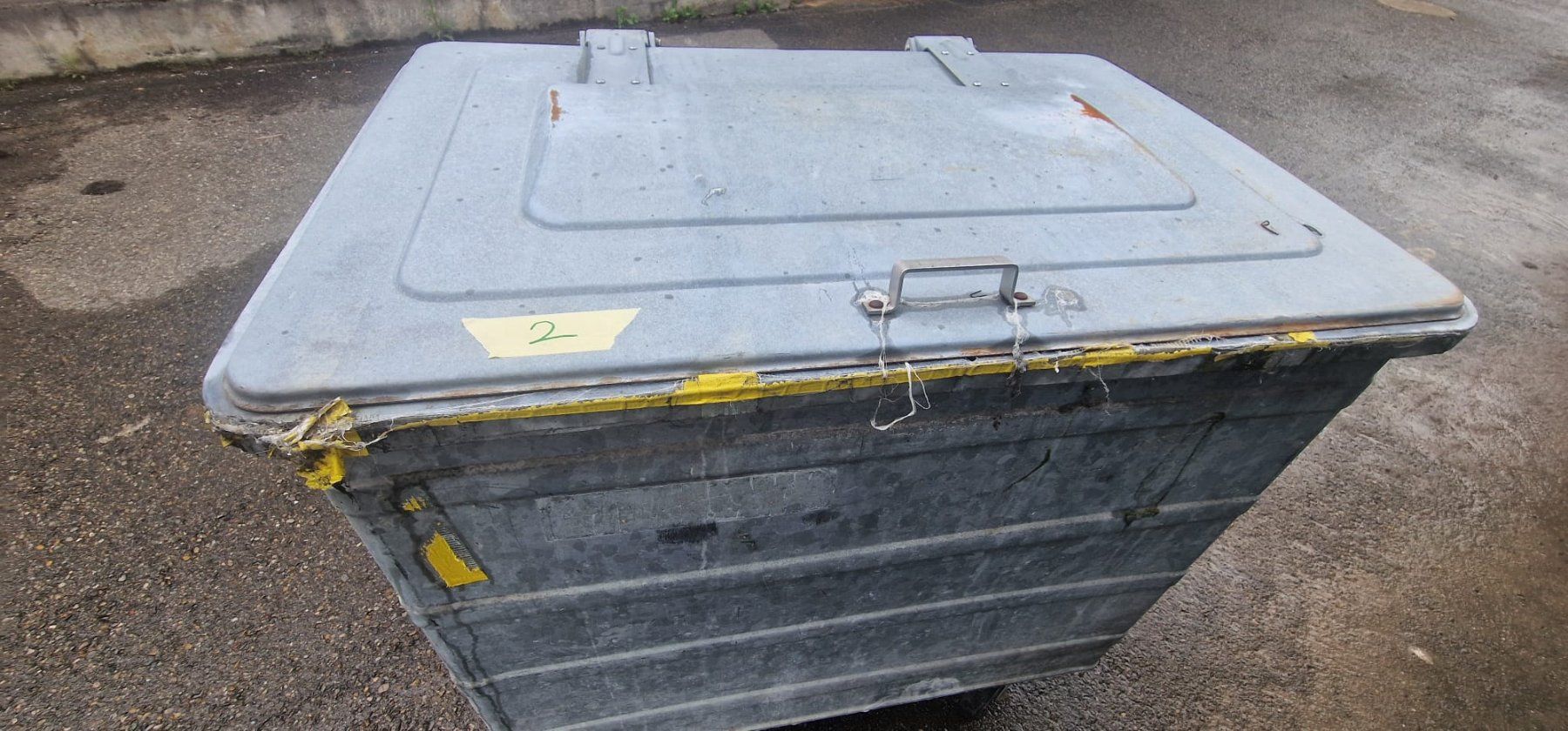 Banconi: Abfall Container verzinkt, 750 Liter Nr. 2 – Usato da Flawil venduto da 1343525