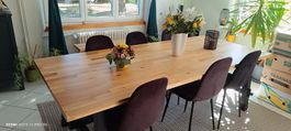 Table IKEA SKOGSTA – bois massif 235x100cm