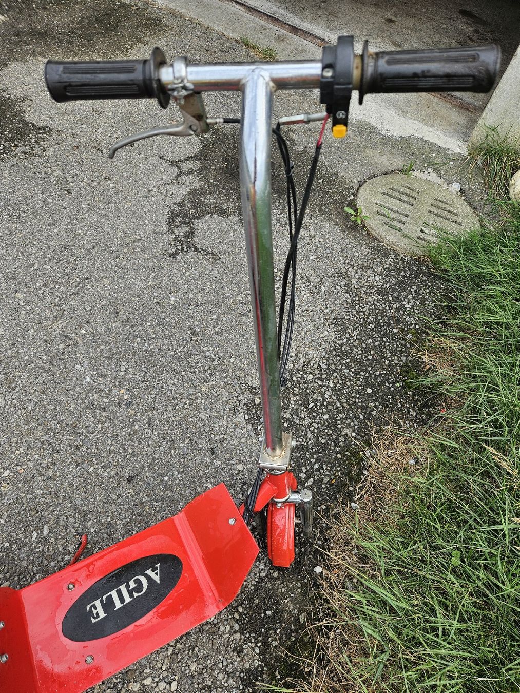 Scooters: Scooter Benzin – Défectueux à Appenzell Eggerst. par Tom860 1