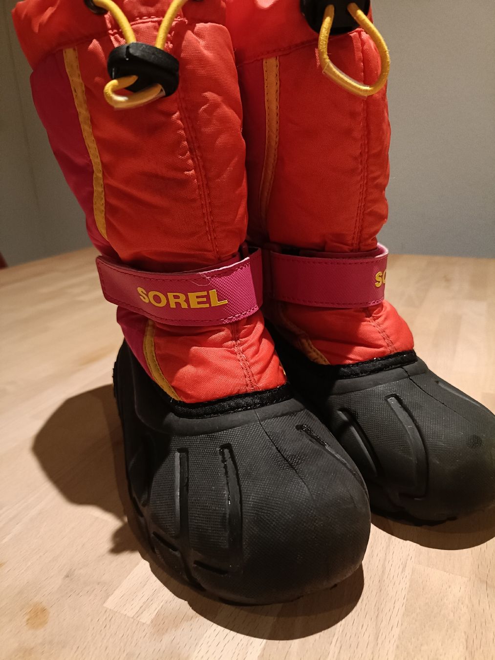 Chaussures garçon: Sorel Flurry Winterstiefel – D'occasion à Amriswil par _angi_