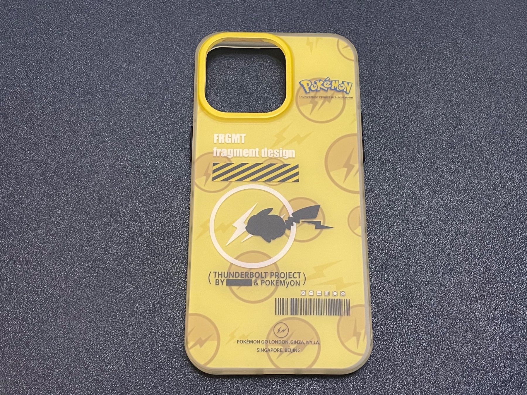 Apple Cover & Protezioni schermo: Coque Pikachu Pokémon pour iPhone 15 Pro Max – Nuovo (secondo la descrizione) da Lausanne venduto da oenix
