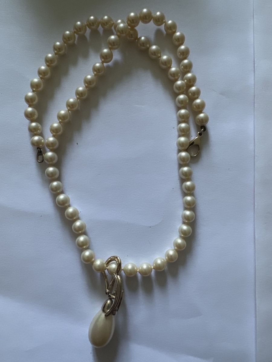 Catenine: Collier perles avec pendentif en argent – Usato da Montreux venduto da Pipo7878 1